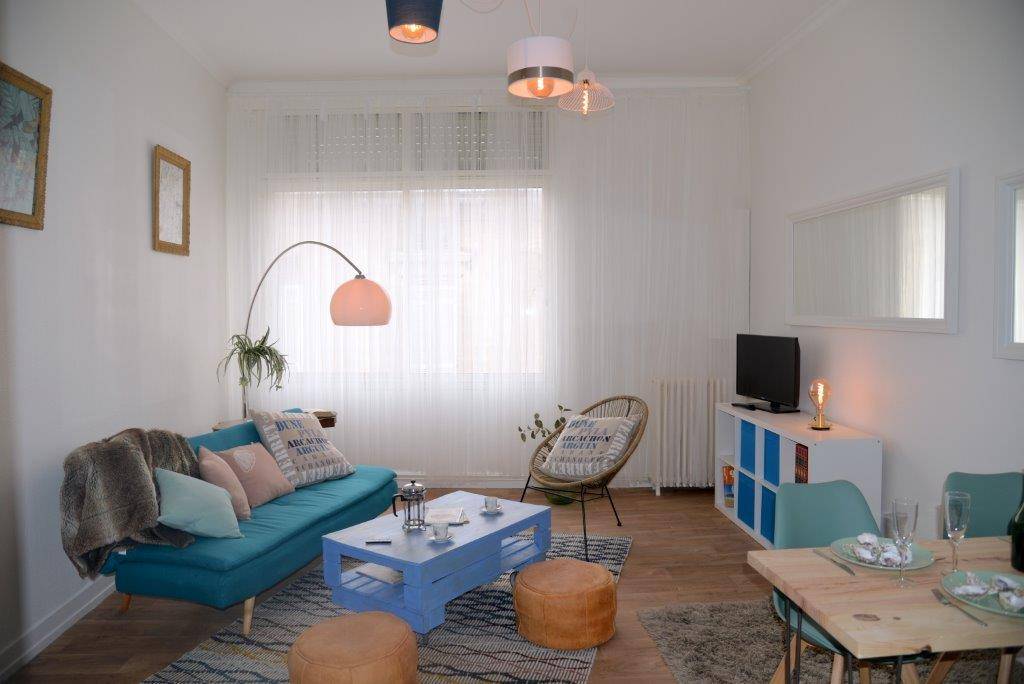 Loue appartement T2 meublé entièrement refait à neuf - 52m² - Libourne (33)