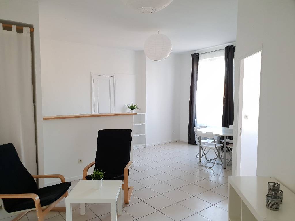 Loue appartement 40m² meublé pour étudiant Saint-Étienne