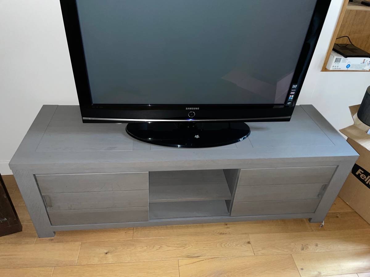 Meuble TV Hémisphère Sud sur Gens de Confiance