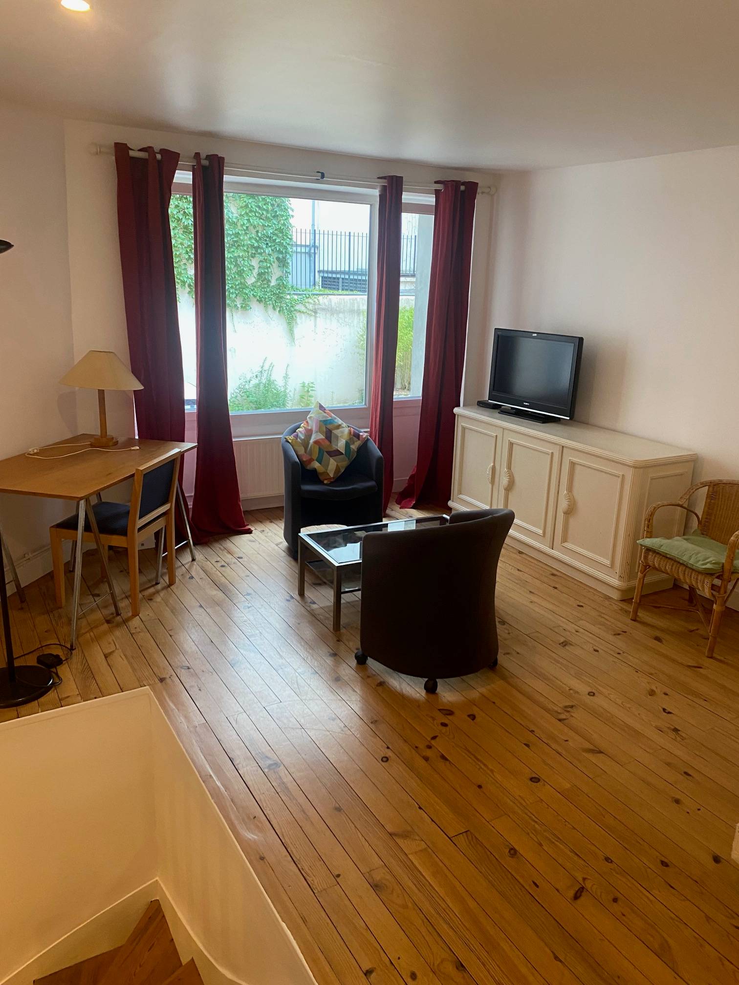 Loue beau T1 meublé 35m² hyper centre ville quartier Graslin - Nantes (44)