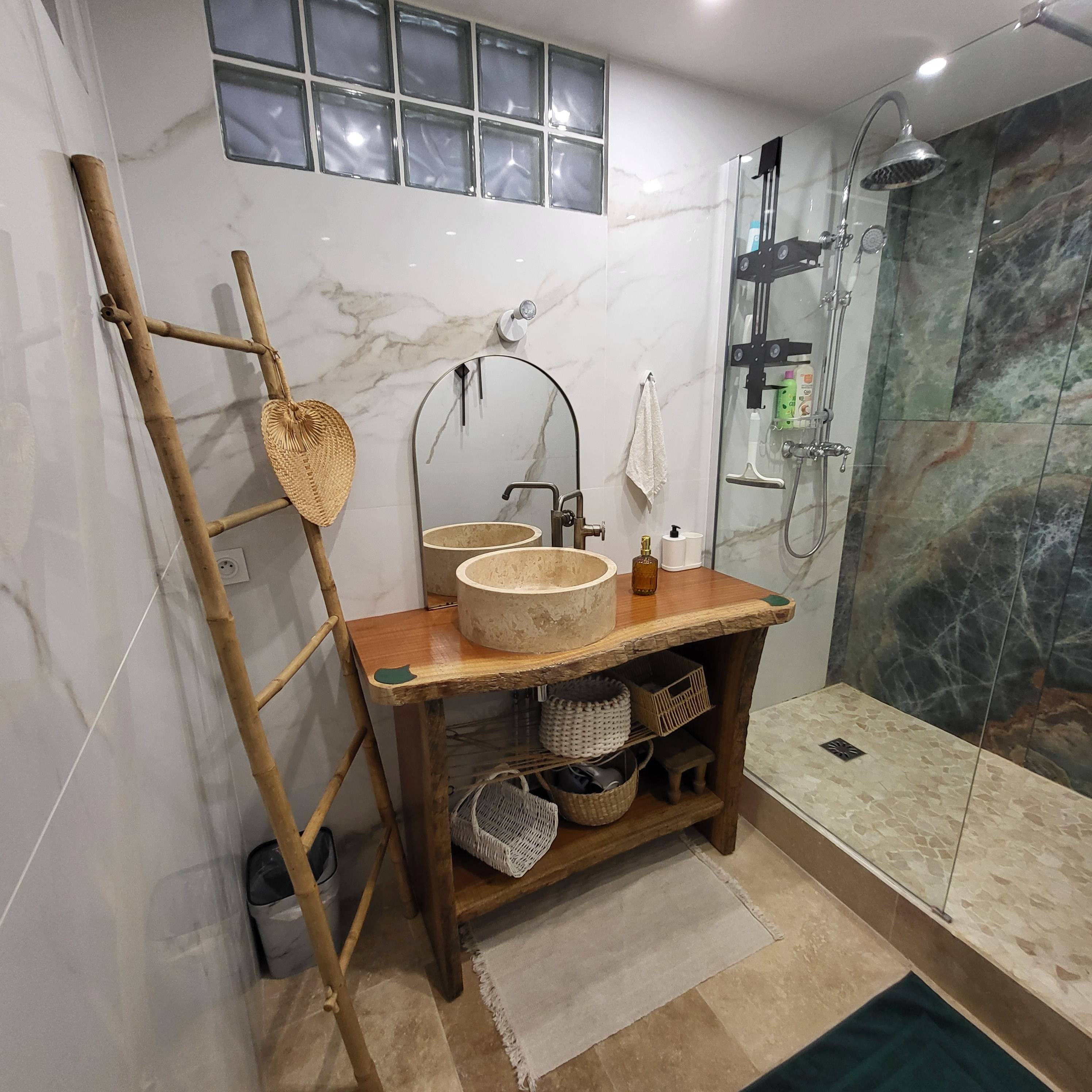 Vends meuble SDB sur mesure en bois massif