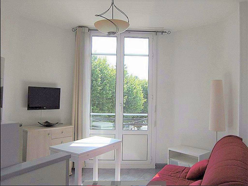 Loue appartement 24m² Nice La Madeleine/Magnan
