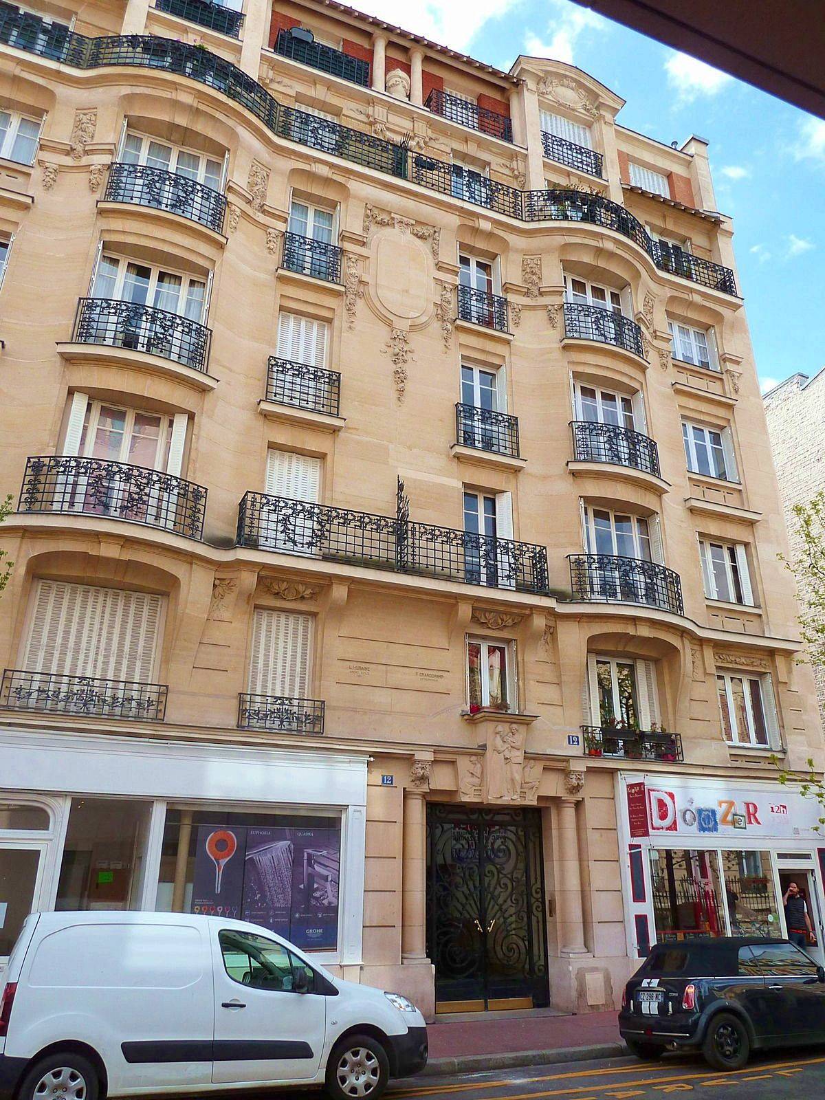 Loue beau meublé bien placé Levallois limite Neuilly 36m² F2