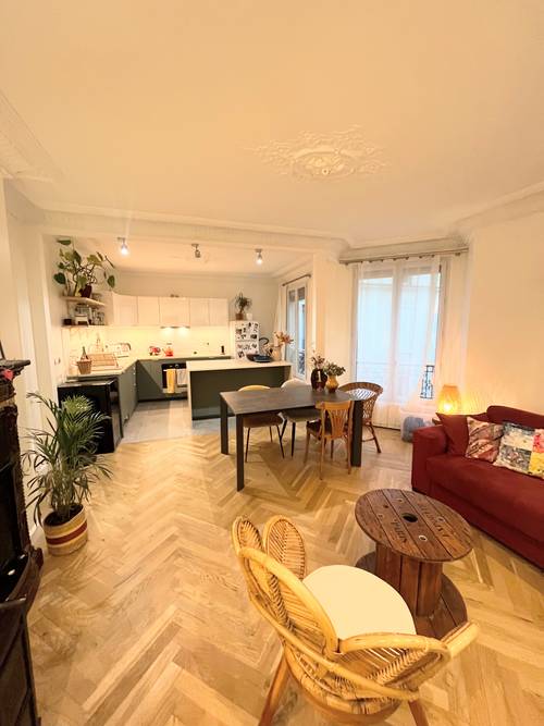 Loue T3 meublé en plein cœur de la Cité des Fleurs, Paris 17ème (métro Brochant) – 62m²