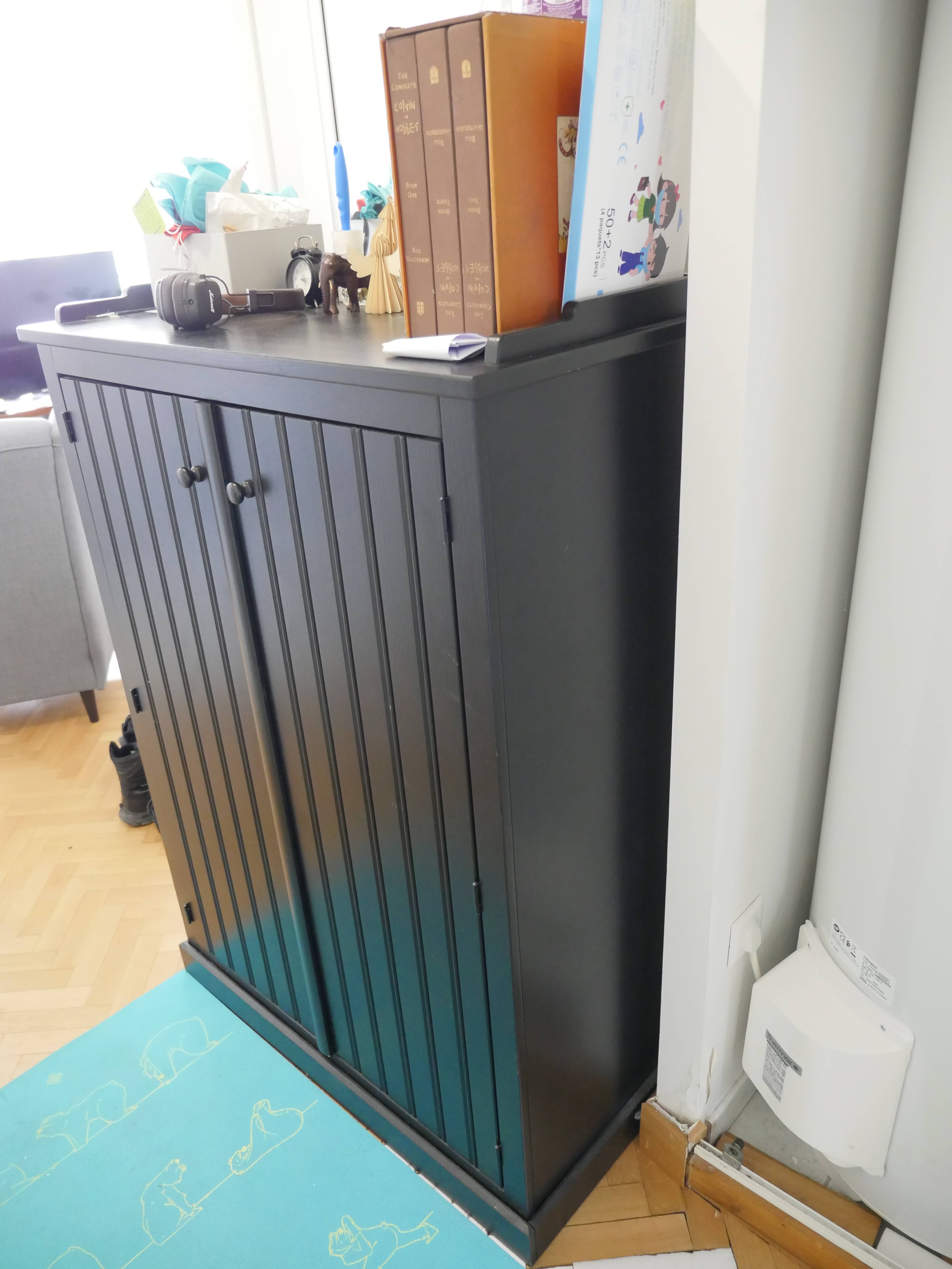 Meuble de rangement 2 portes Ikea Bon état sur Gens de Confiance