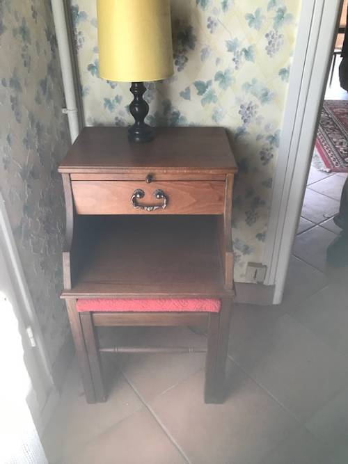 Meuble telephone