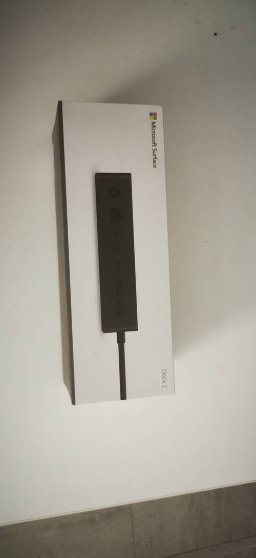 Microsoft surface dock 2