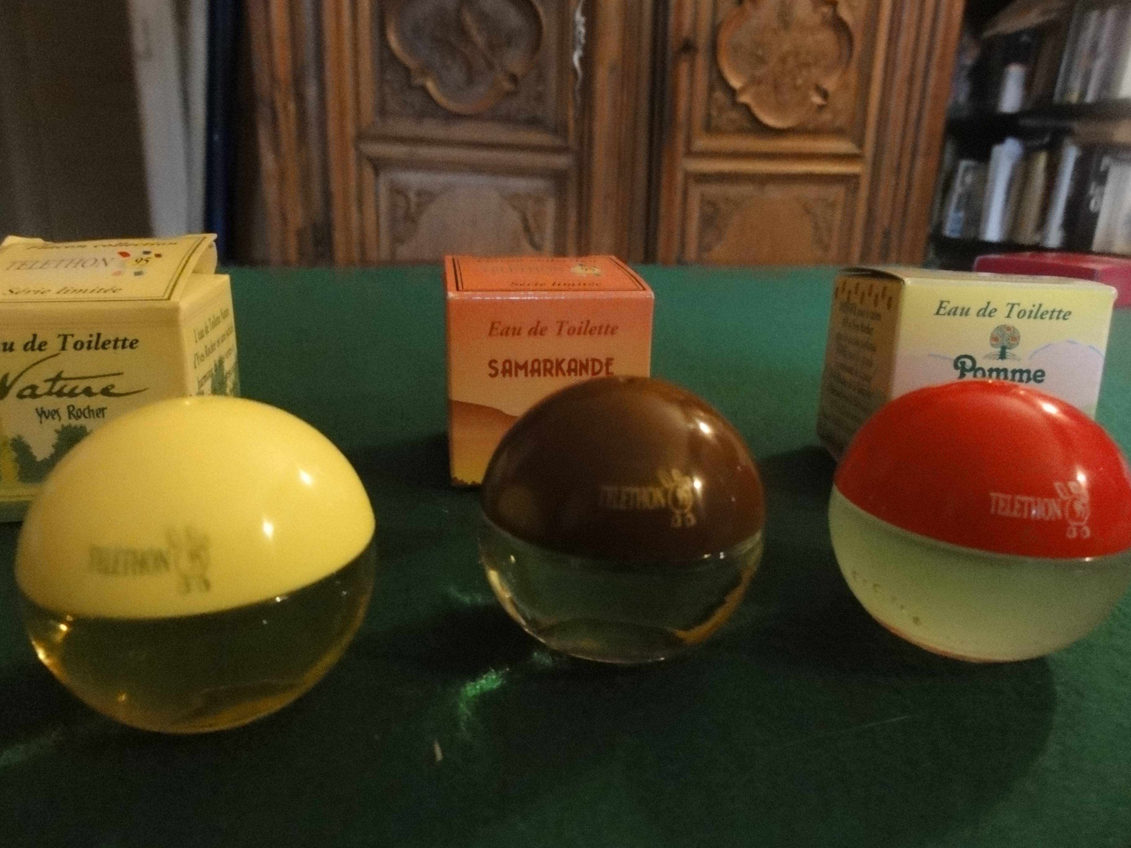 Minatures de parfum. Yves rocher. Téléthon 1995. Azzaro et balmain