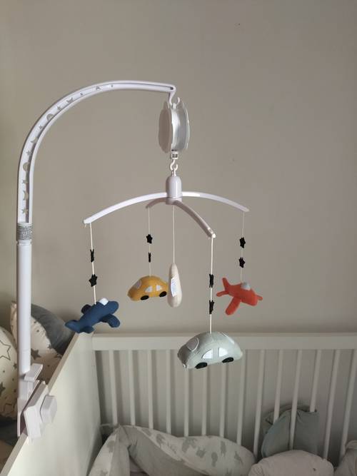 Vends mobile musical bébé garçon marque Trousselier