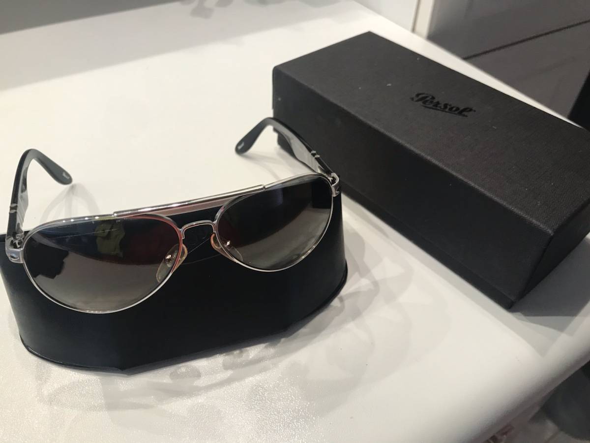 Très beau modèle de Persol