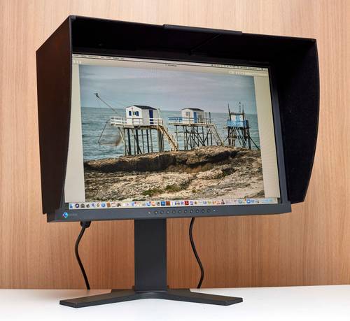 Moniteur eizo cg241w