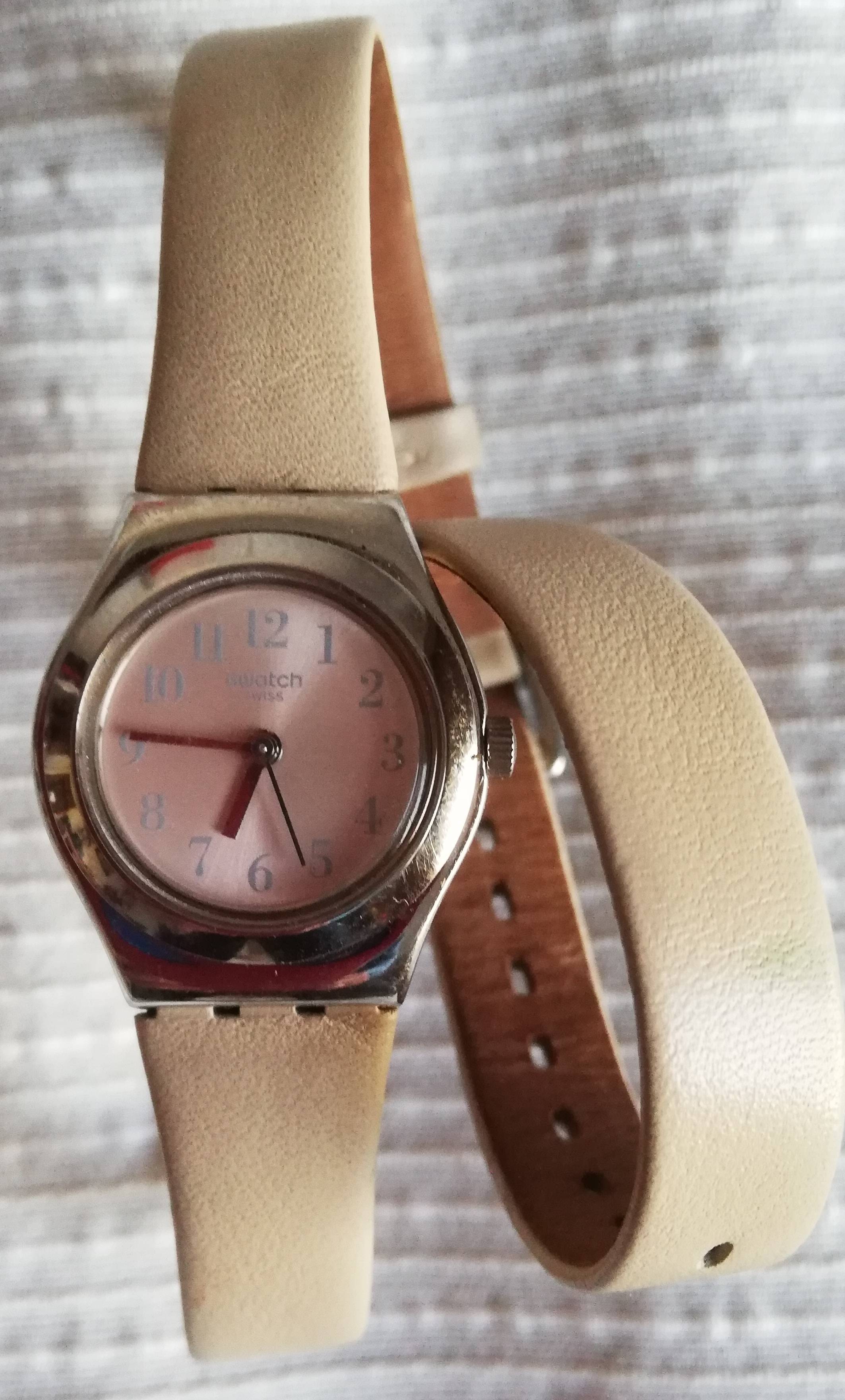Vends Montre femme Swatch