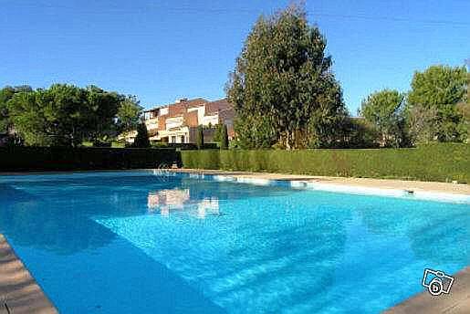 Loue appartement à Mougins, piscine, tennis - 4 couchages dans résidence standing proche mer