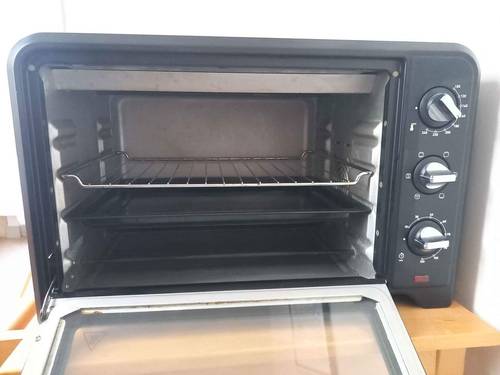 Four Moulinex 33L