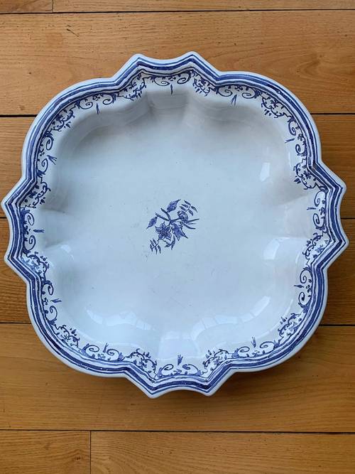 Plat Moustiers 37 cm