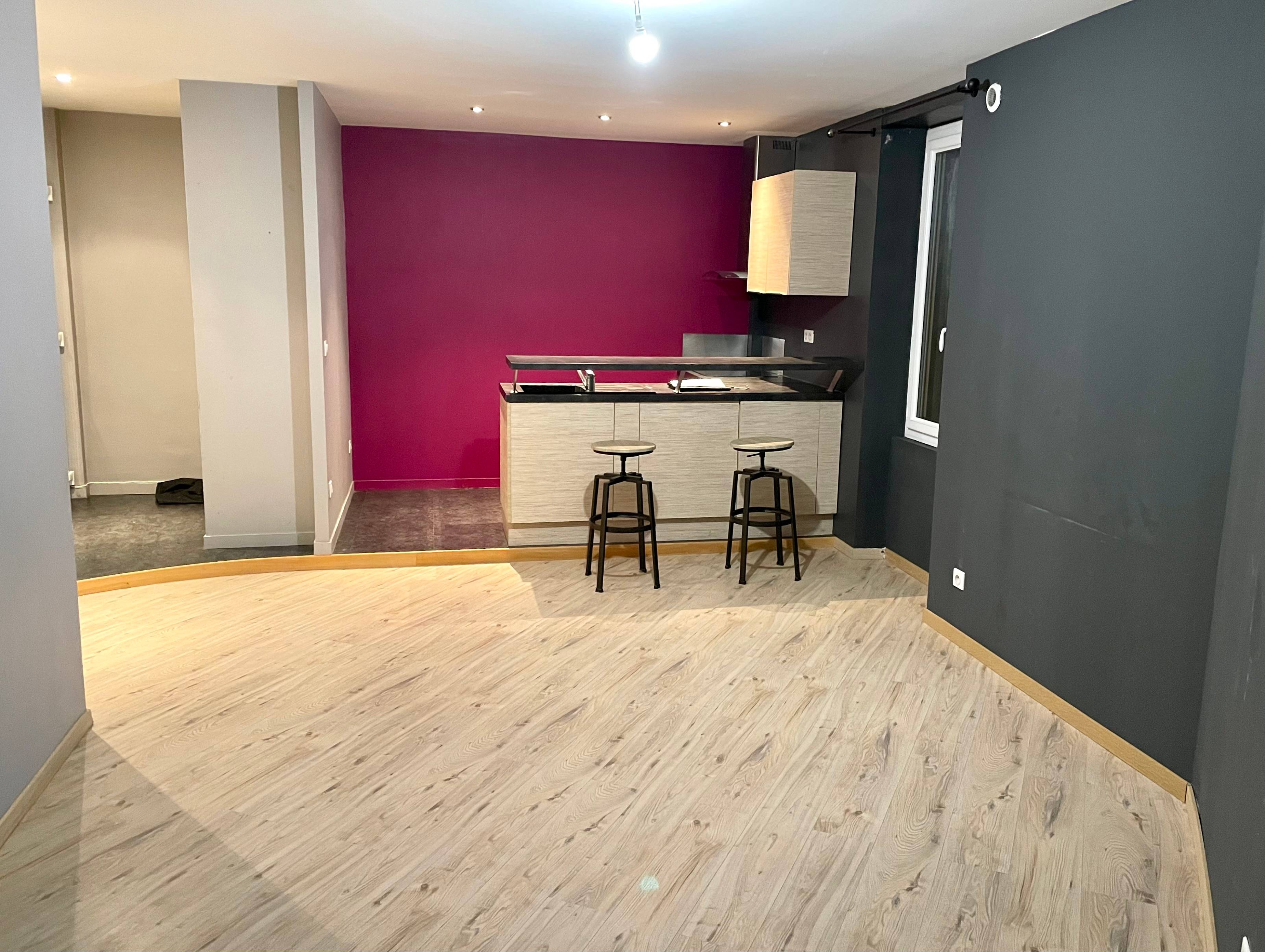 Loue appartement 54m²