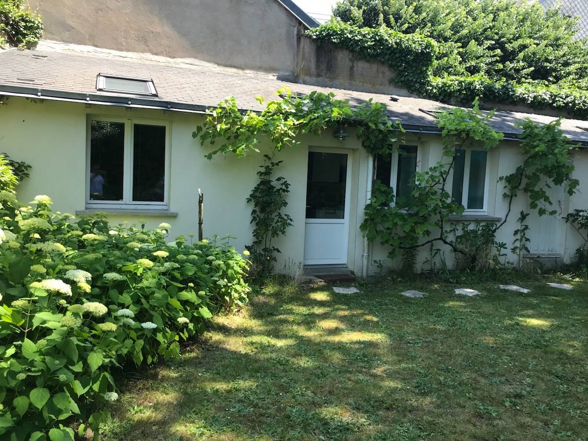 Loue Nantes hypercentre charmant studio atypique - 1 chambre, 17m²