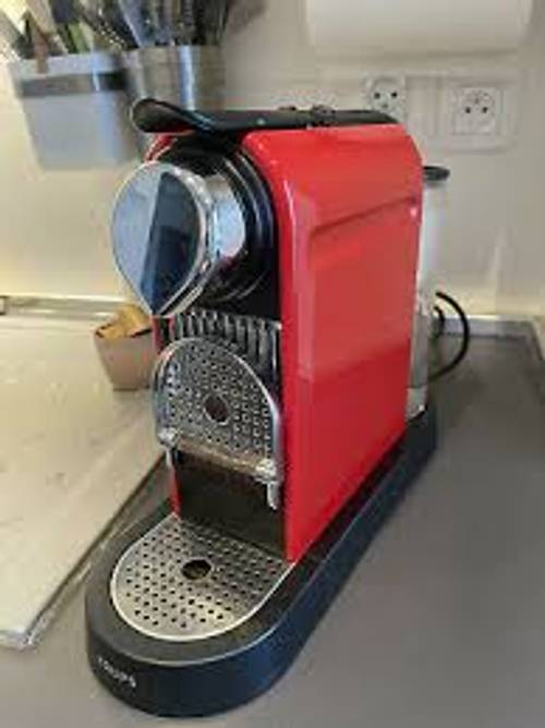 Nespresso Citiz rouge