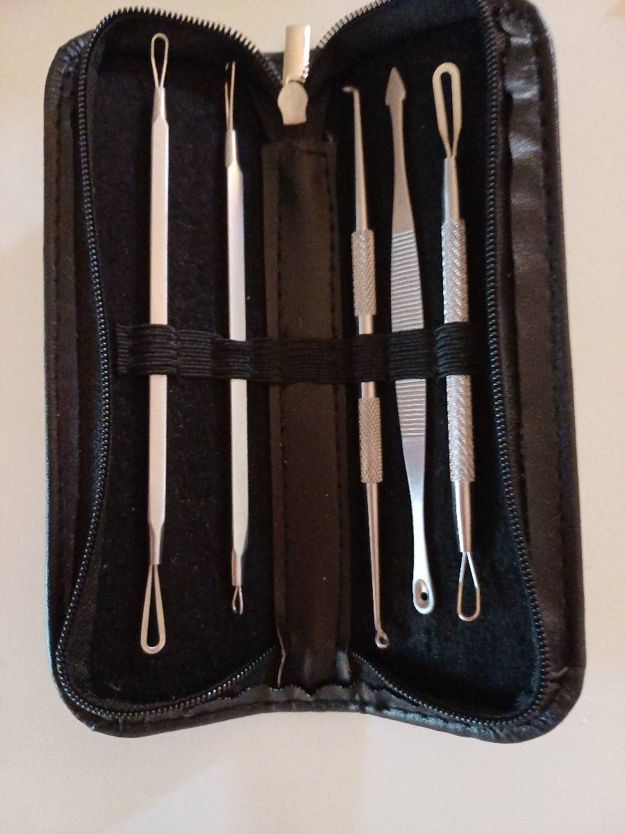Vends kit de nettoyage de comédon