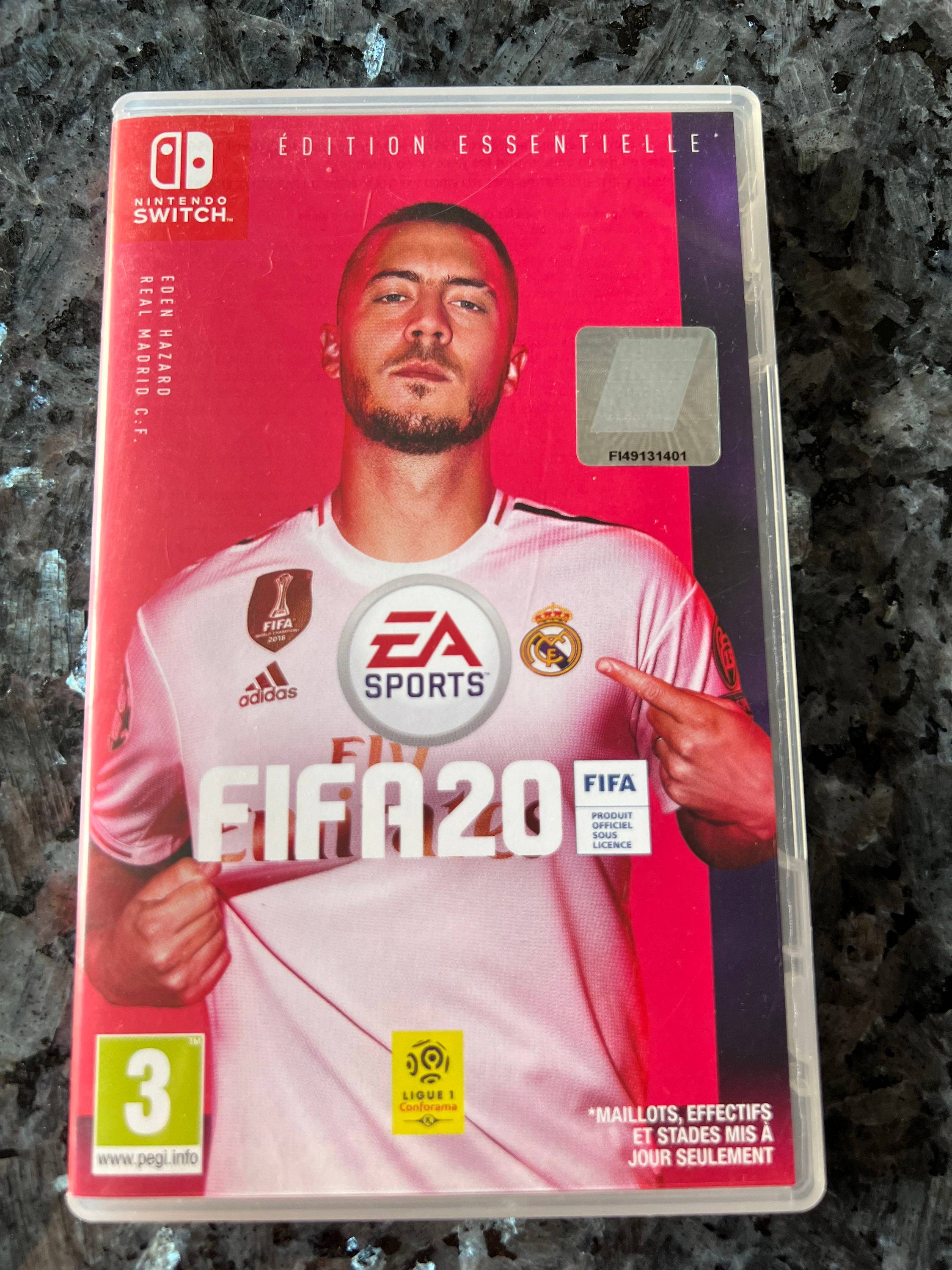 Jeu Nintendo Switch FIFA 20 en très bon état