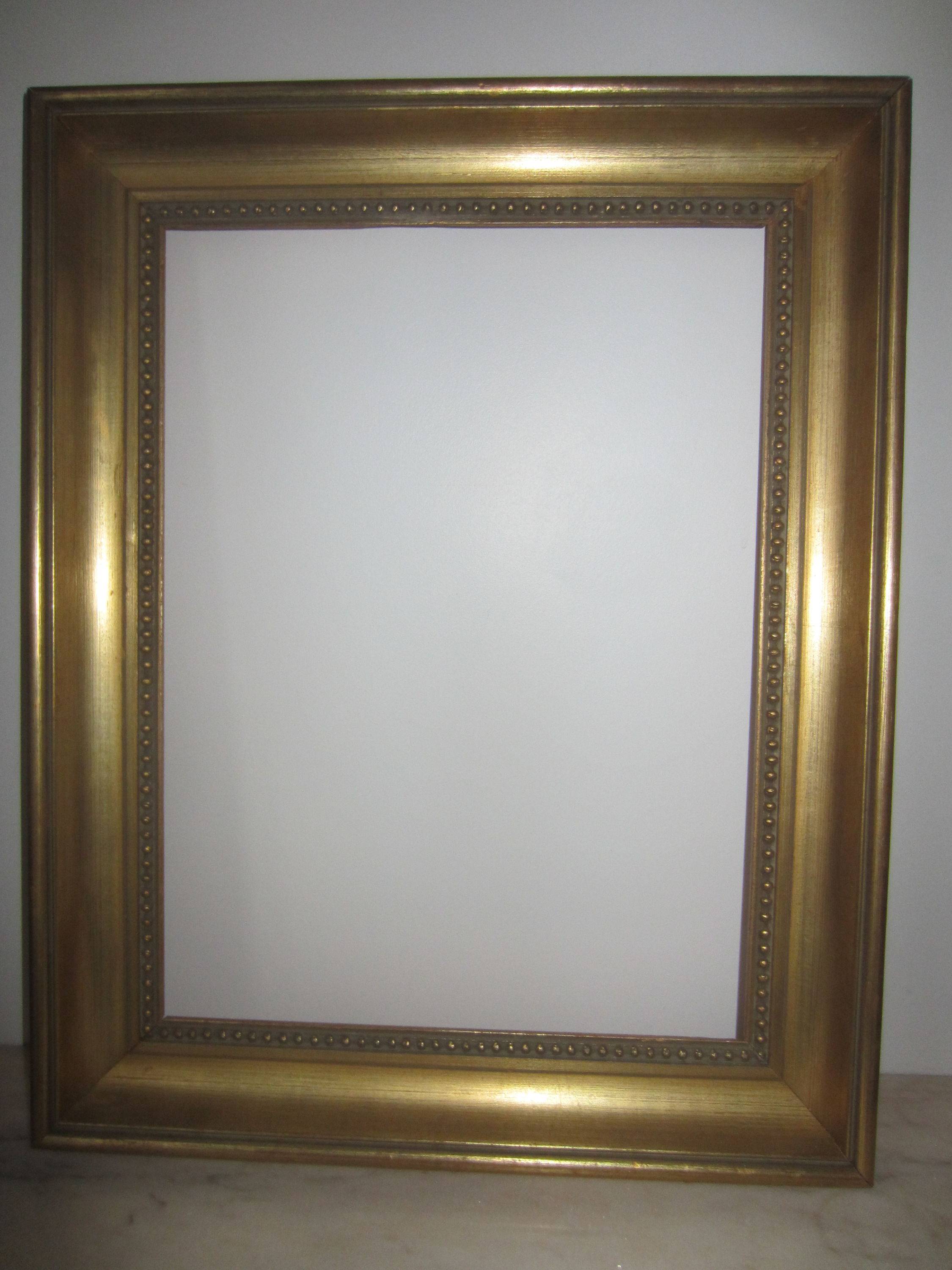 Vends nombreux encadrements en bois