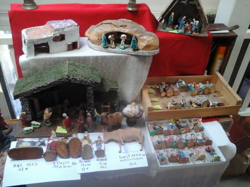Nouveau choix de santons et crèches - ancien