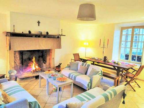 Loue 2 gîtes dans l’enceinte du Château de Braux-Sainte-Cohière (51) - 6 ou 12 couchages