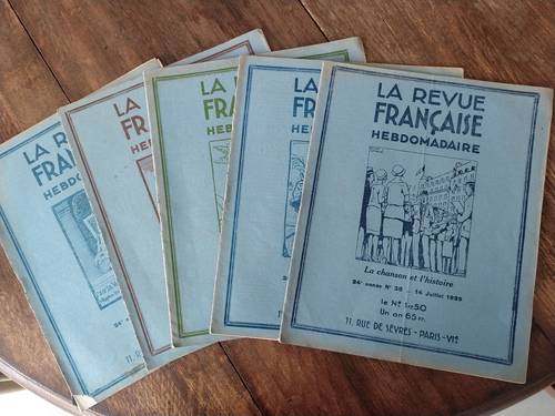 AV lot de 5 numéros de la Revue Française- Année 1929