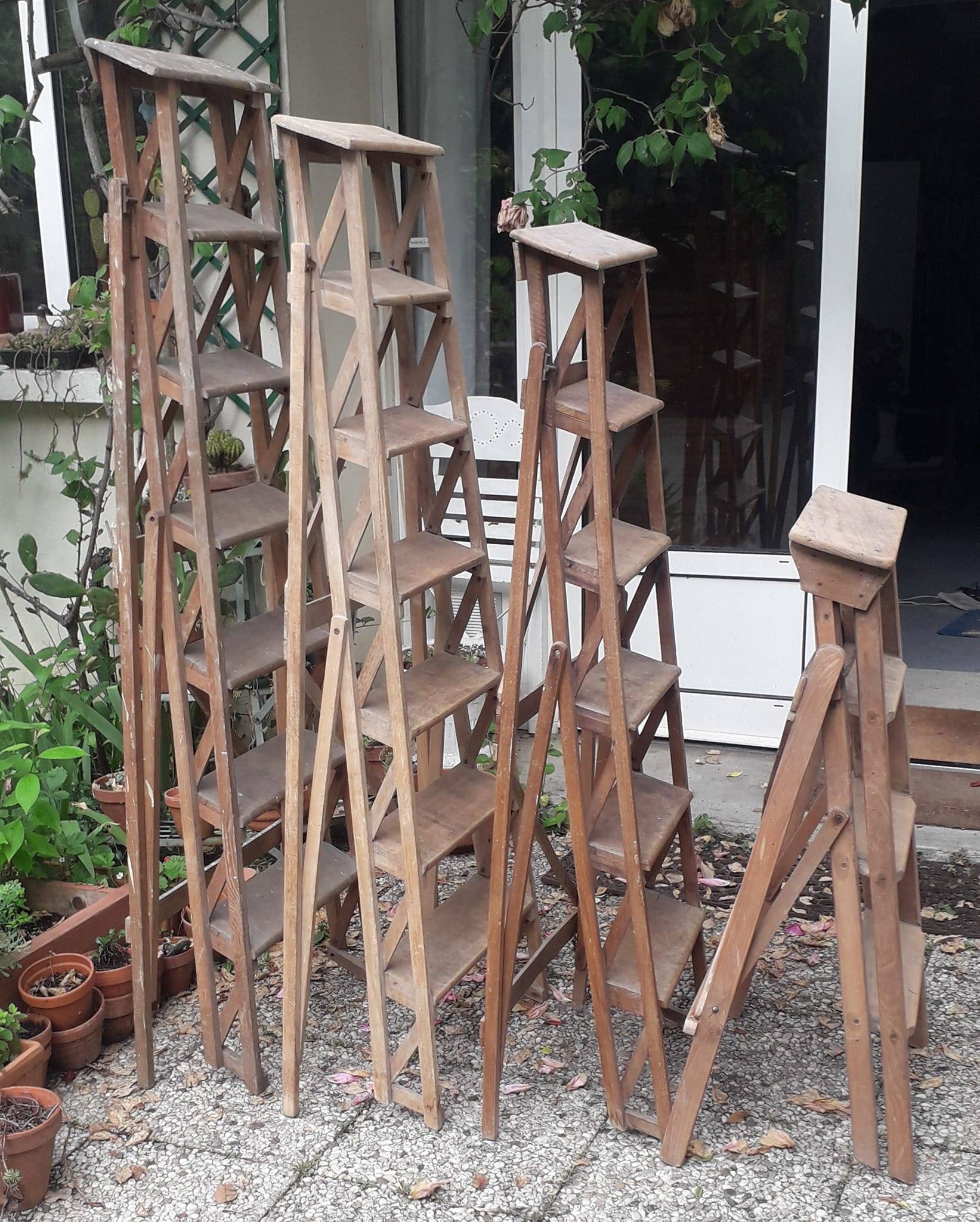 Escabeaux divers à vendre