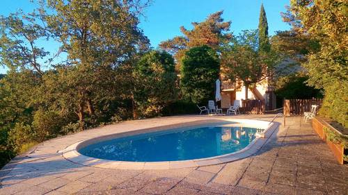 Loue maison 8 couchages sur le lac d’Esparron de-Verdon (04)