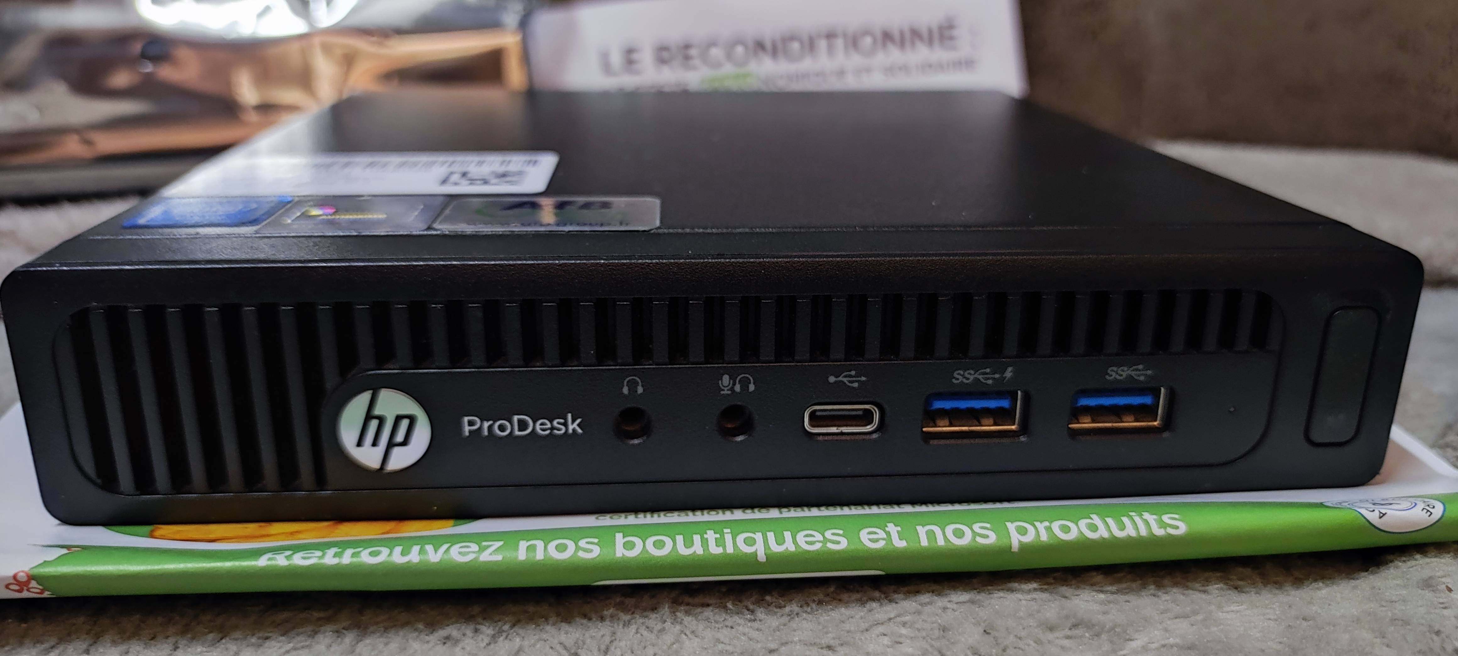 Ordinateur Intel G3900T - 8 Go ram - SSD 240 état neuf