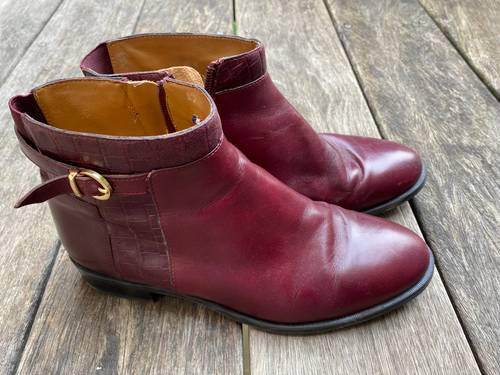 Paire de bottes en cuir bordeaux - Pointure 37