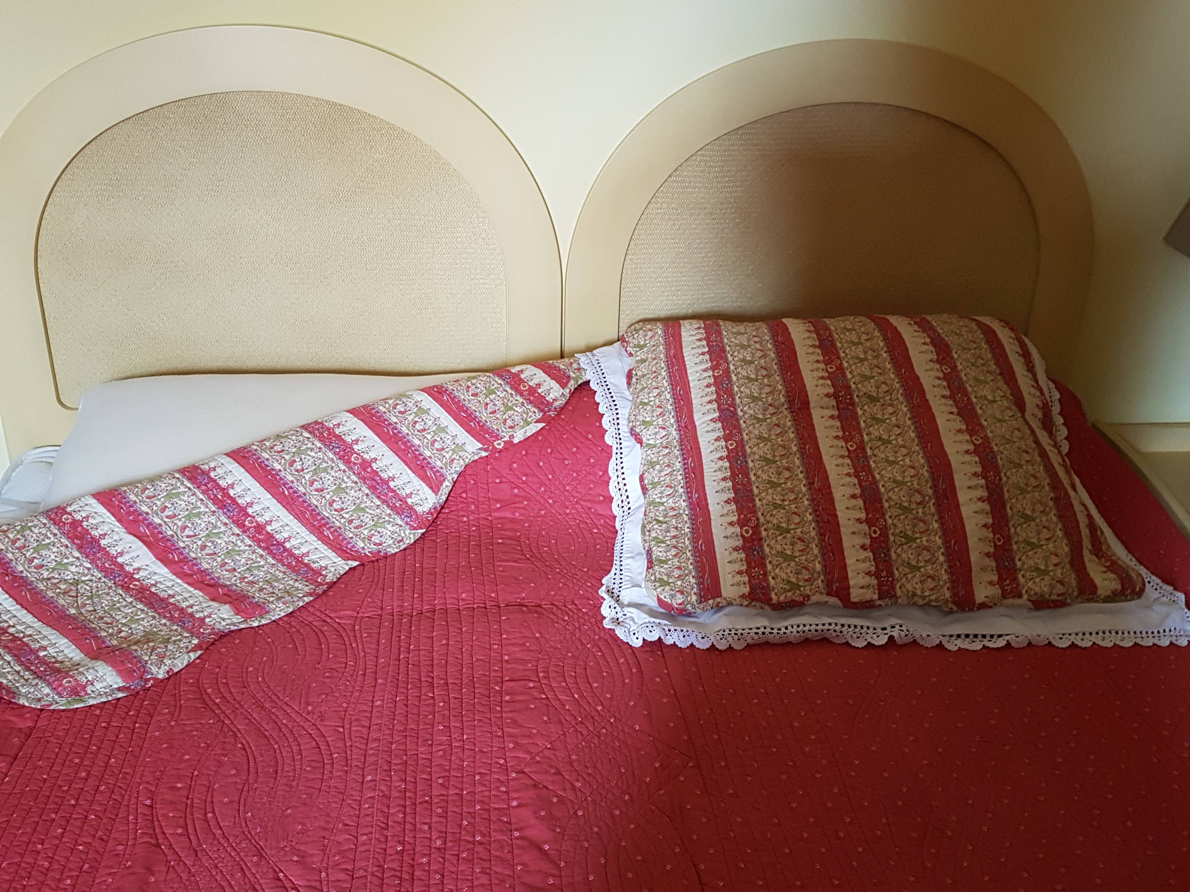 Boutis 100% Coton Et Ses 2 Taies D'Oreiller - Beige - 260x260 Cm - Occasion