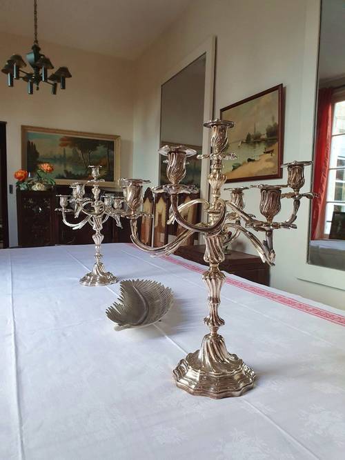 Paire de candélabres en bronze