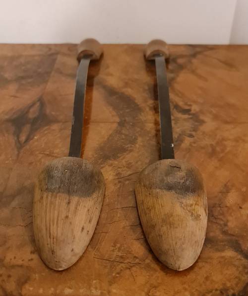 Vends paire d’embauchoirs anciens - Taille M