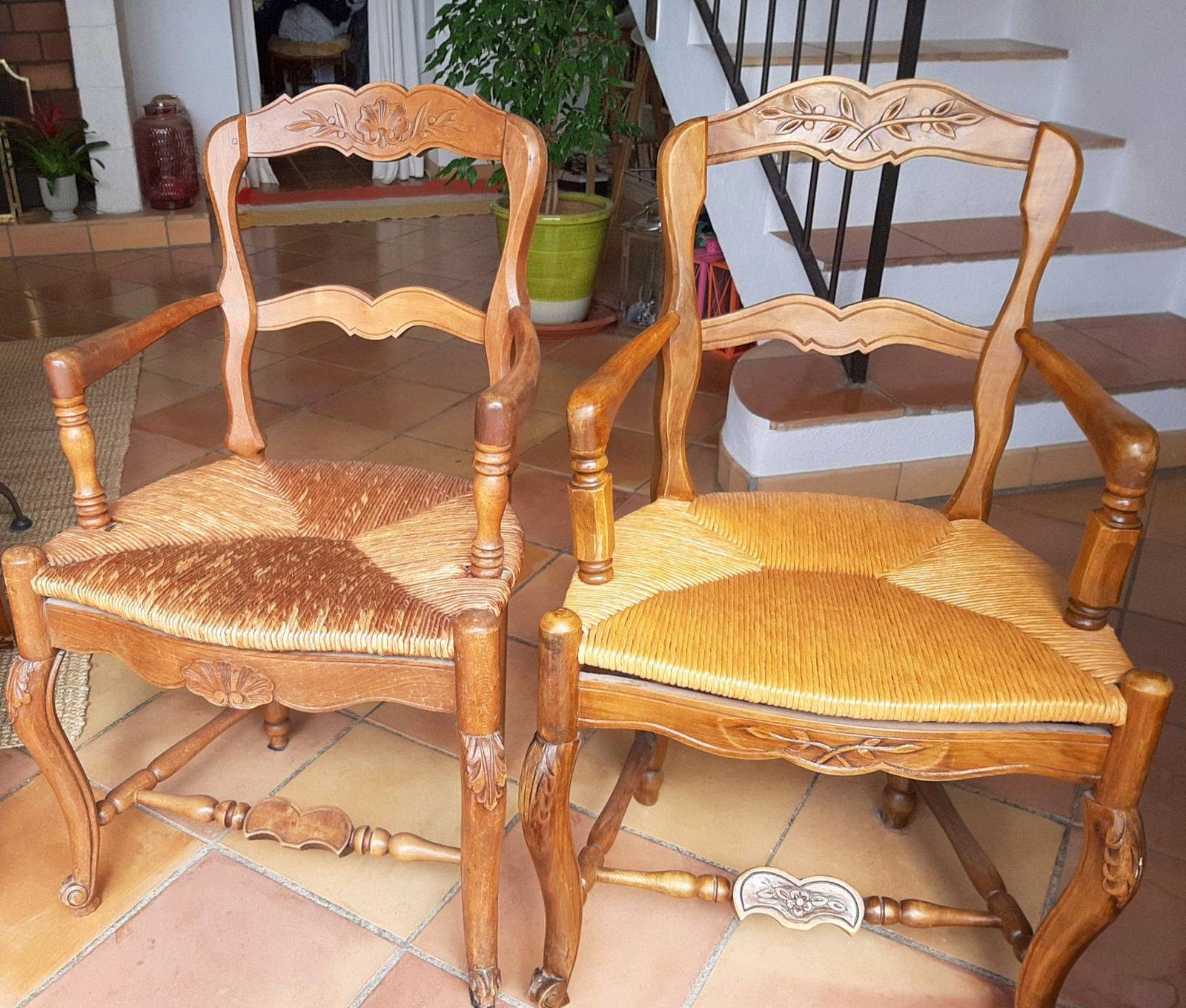 Paire de fauteuils provençaux