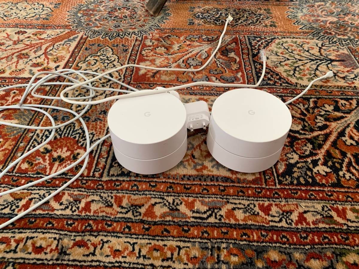 Paire Google Wifi solution pour grande maison sur Gens de Confiance