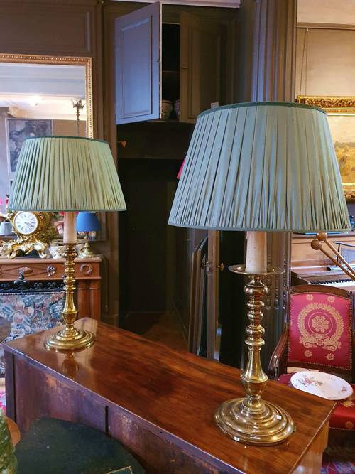 Paire de grandes lampes