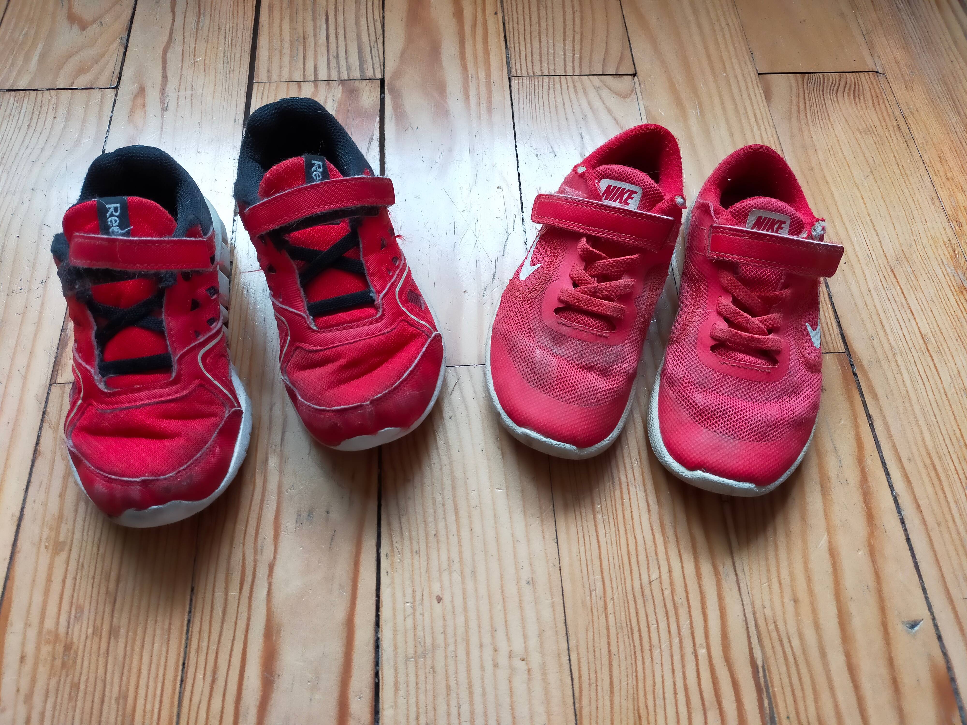 2 paires de baskets Reebok & Nike rouges à scratchs 26 & 27