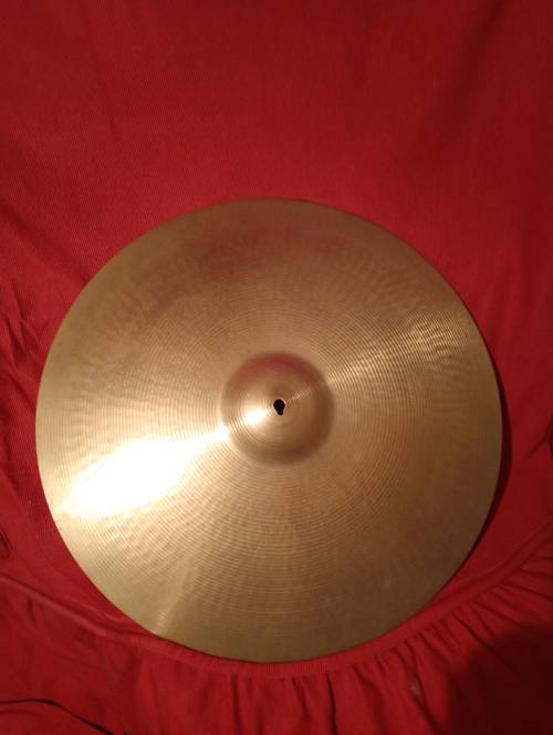 Vends cymbale Paiste Formula 602 (années 1965-1970)