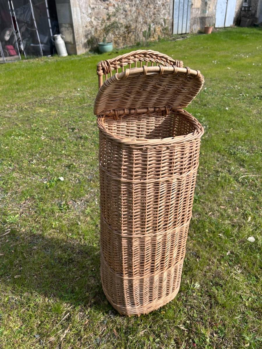 Panière en rotin vintage