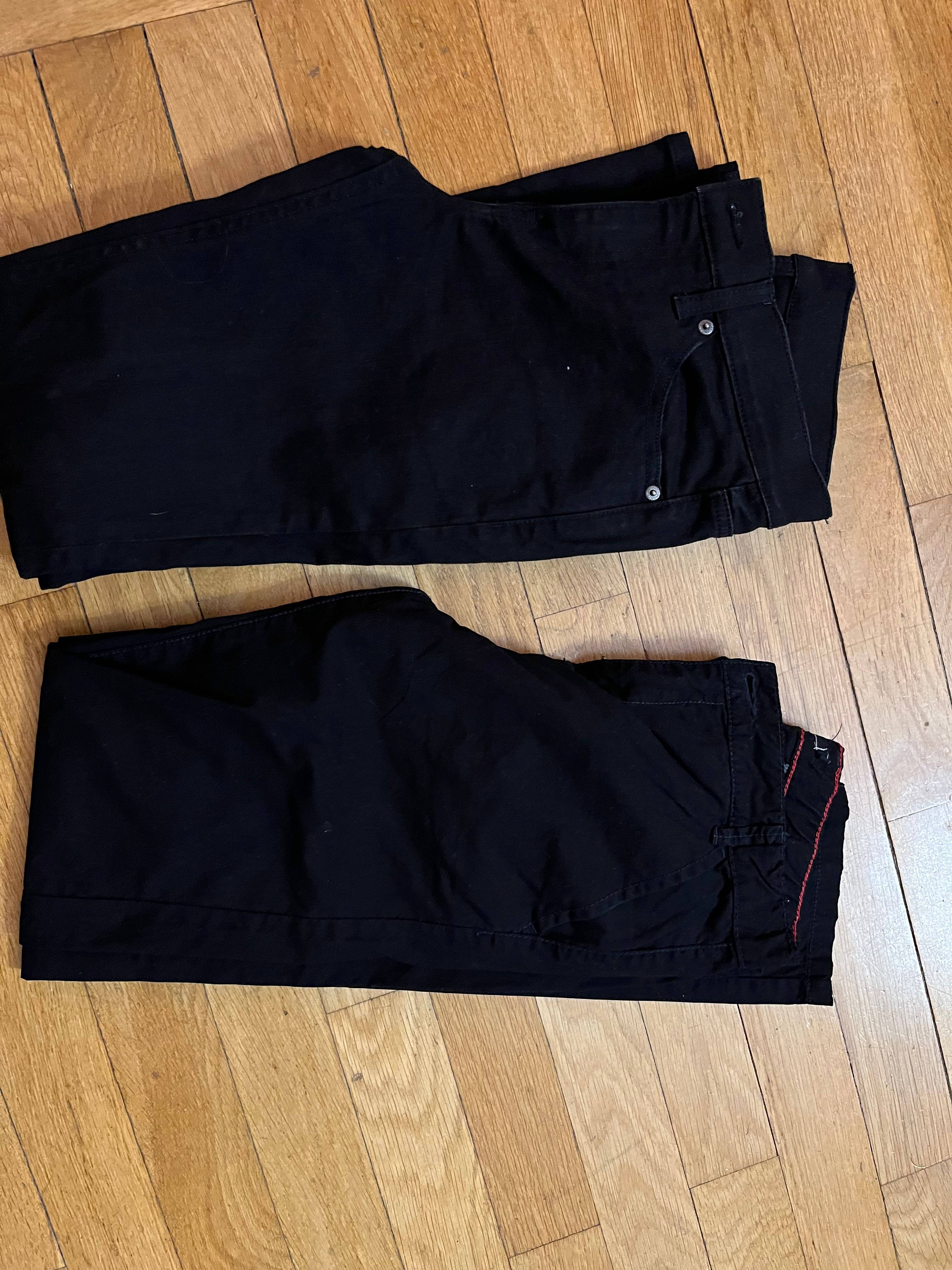 Pantalons noirs 14 ans et tee shirt S