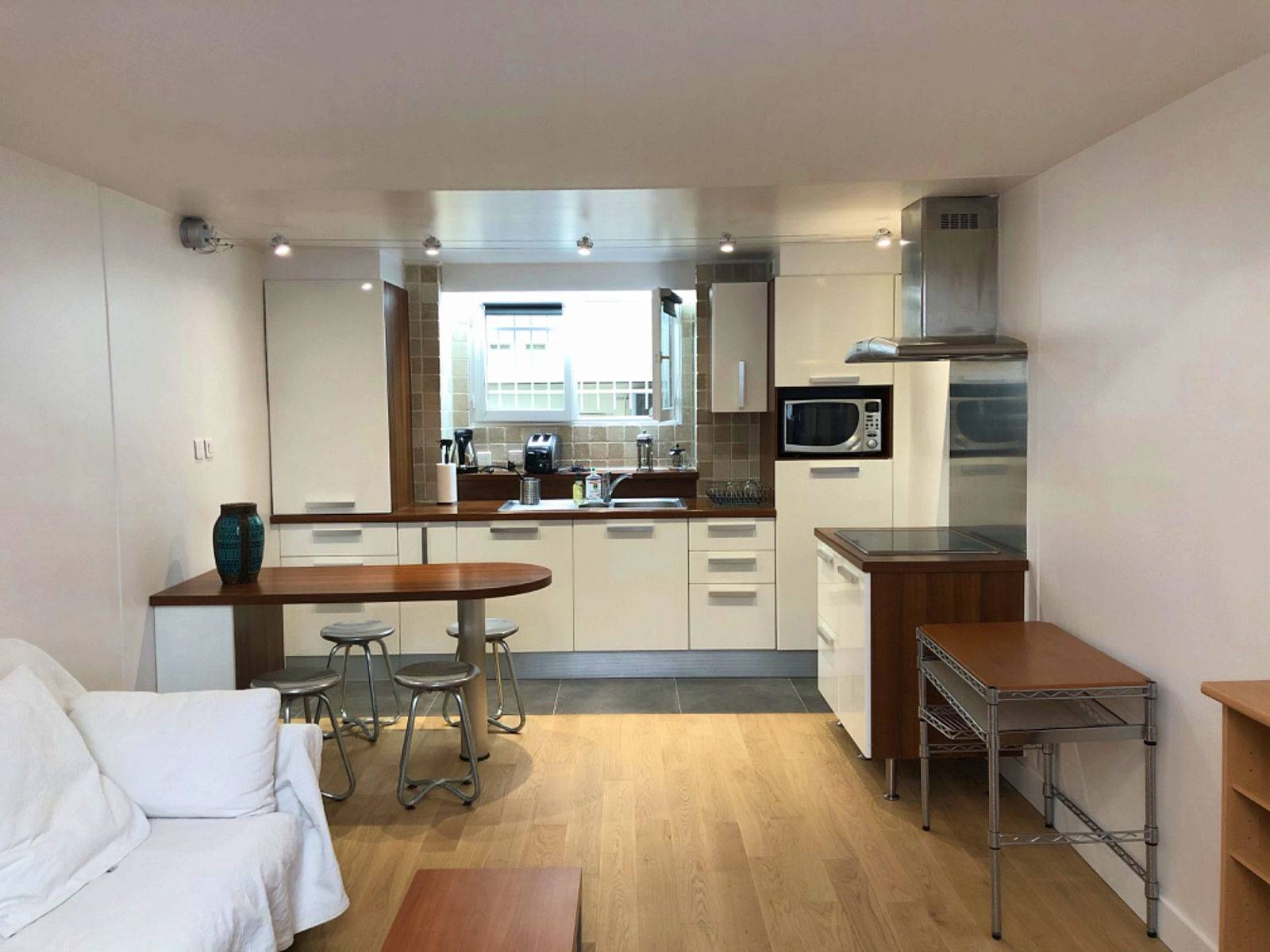 Loue 38m² Paris 1er st Honoré