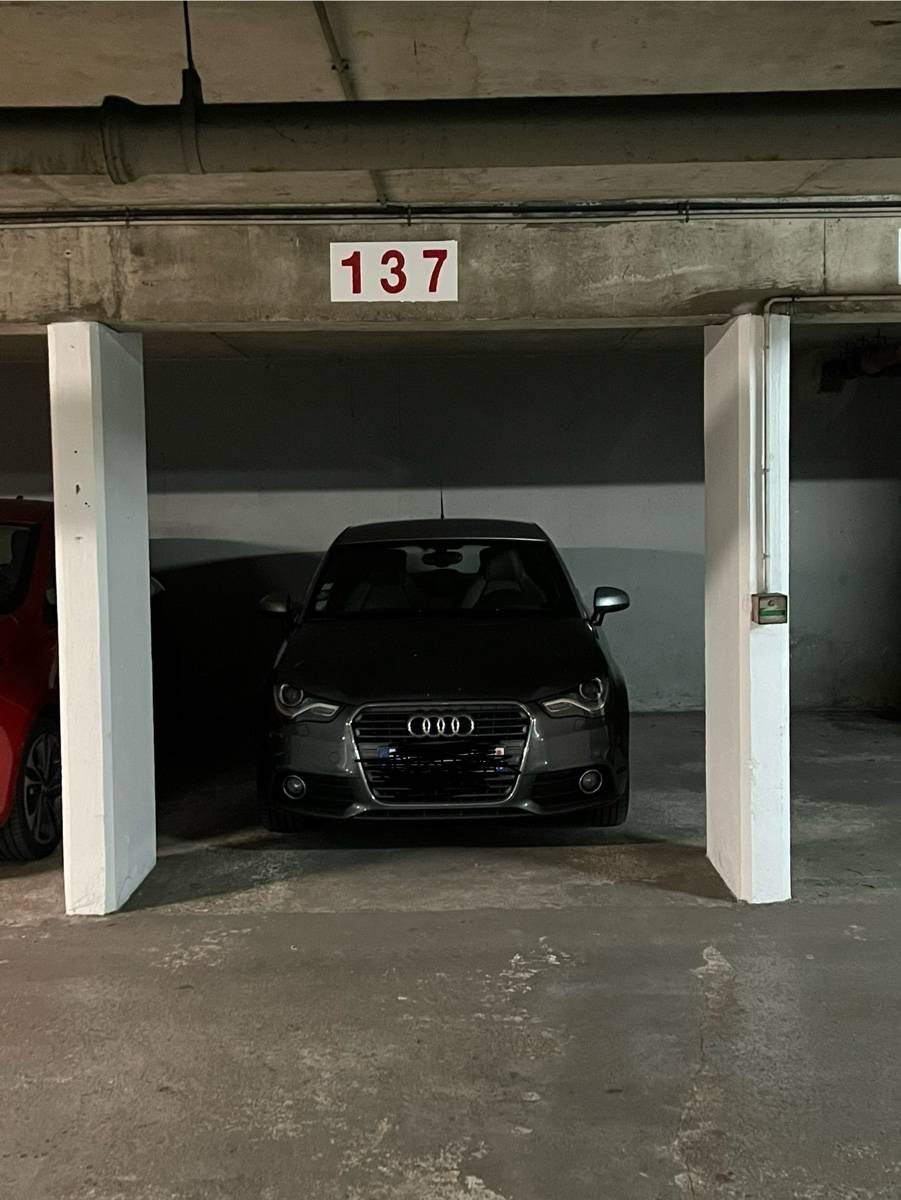Parking Paris 15ème - 12m²