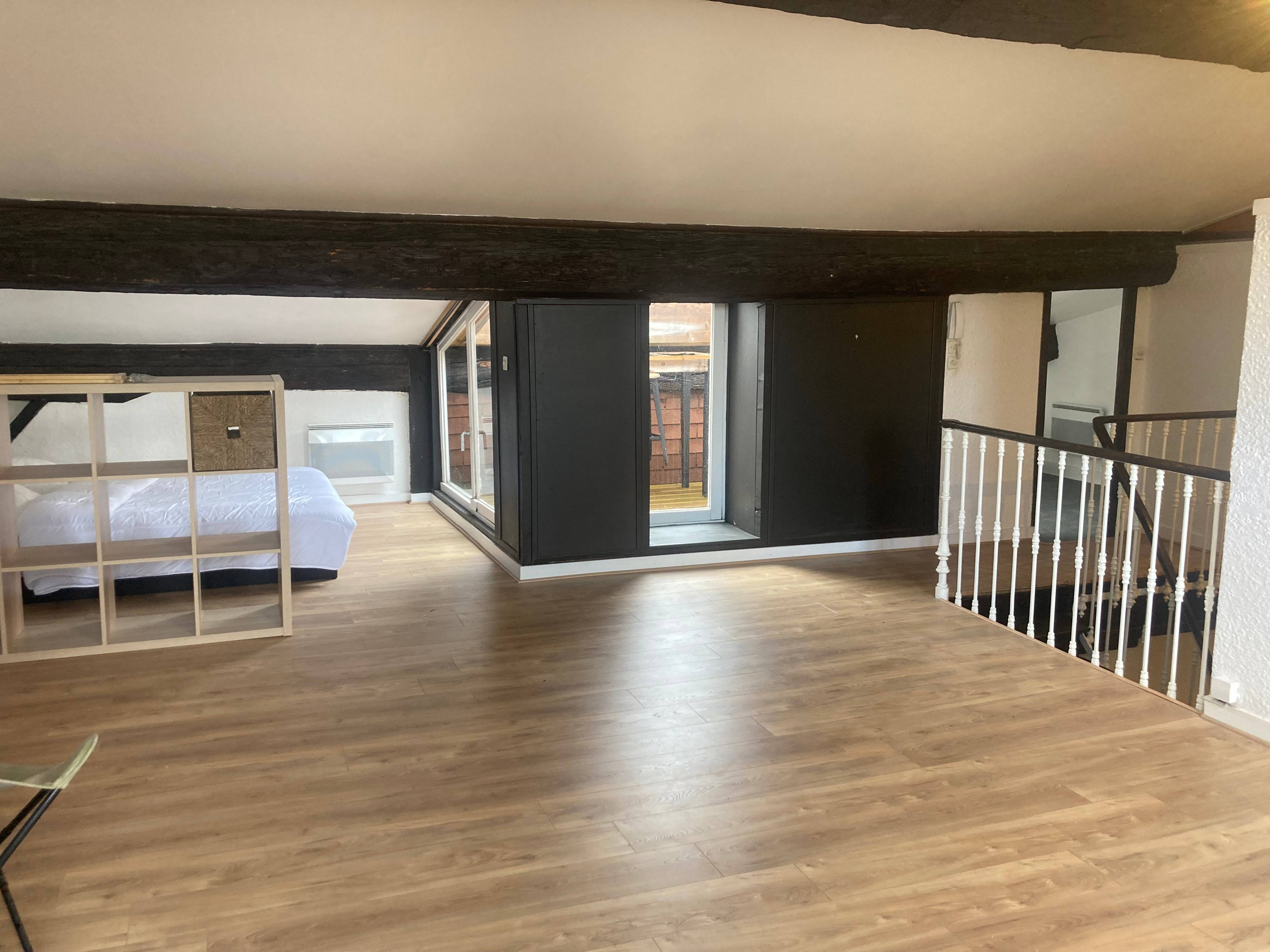 Loue appartement - 60m² - Bordeaux Chartrons rue Notre Dame