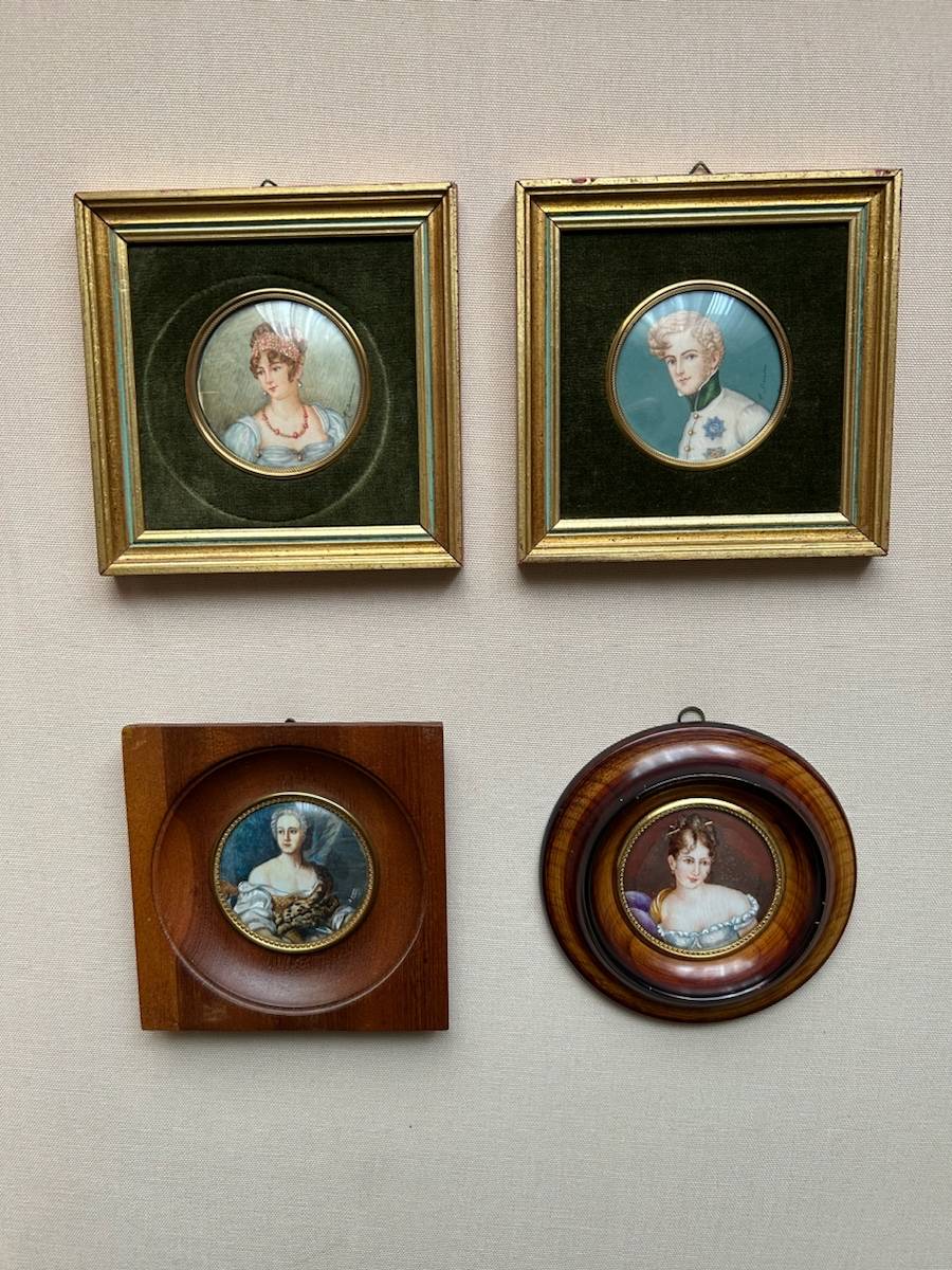 Peintures miniatures sur matière noble