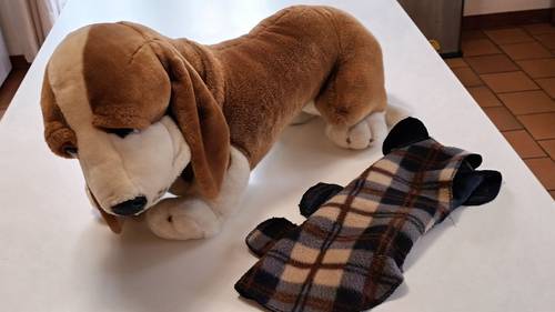 Peluche chien basset trop craquante