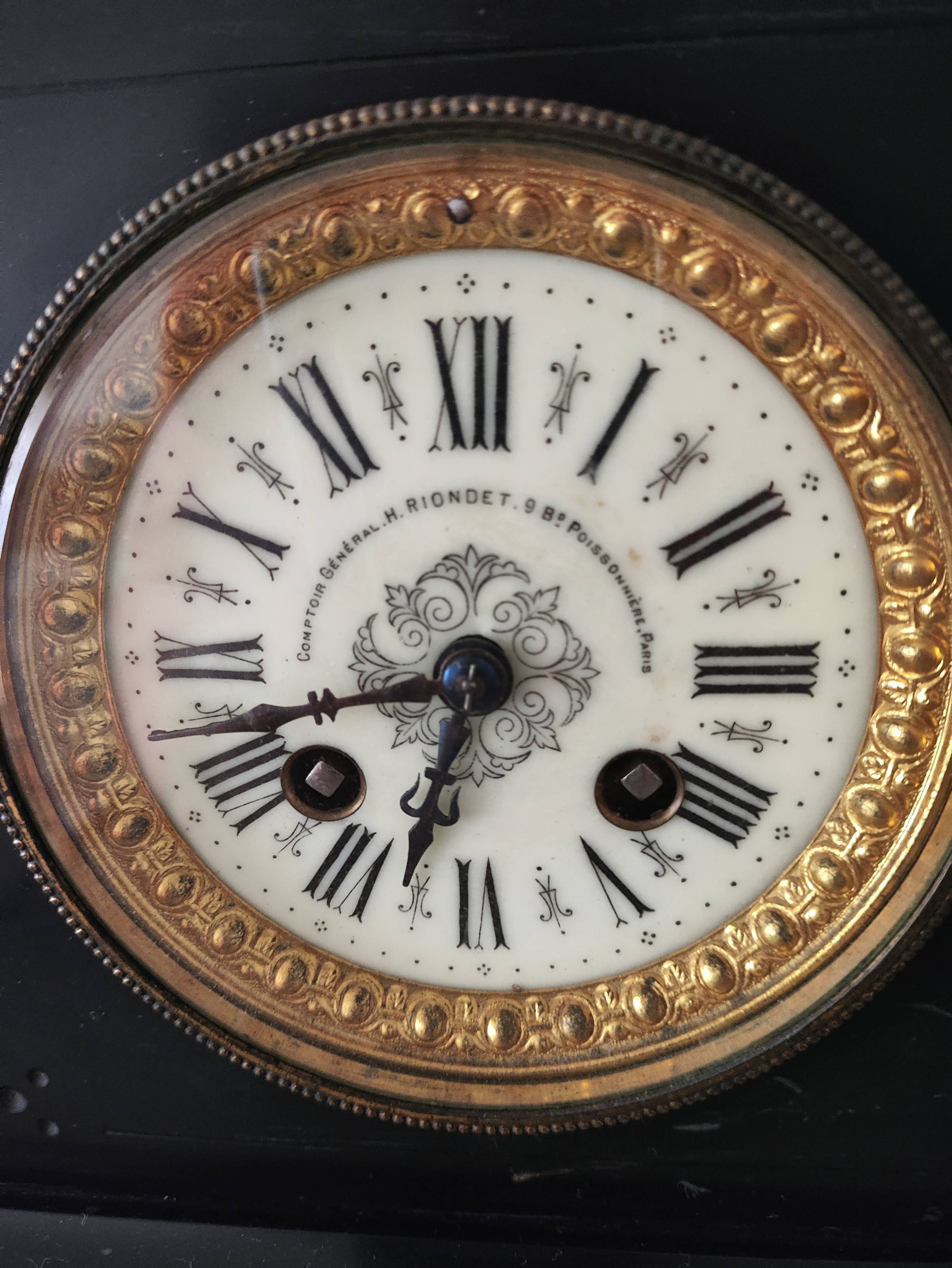 Pendule ancienne de famille M. Riondet 9, Boulevard Poissonnière Paris