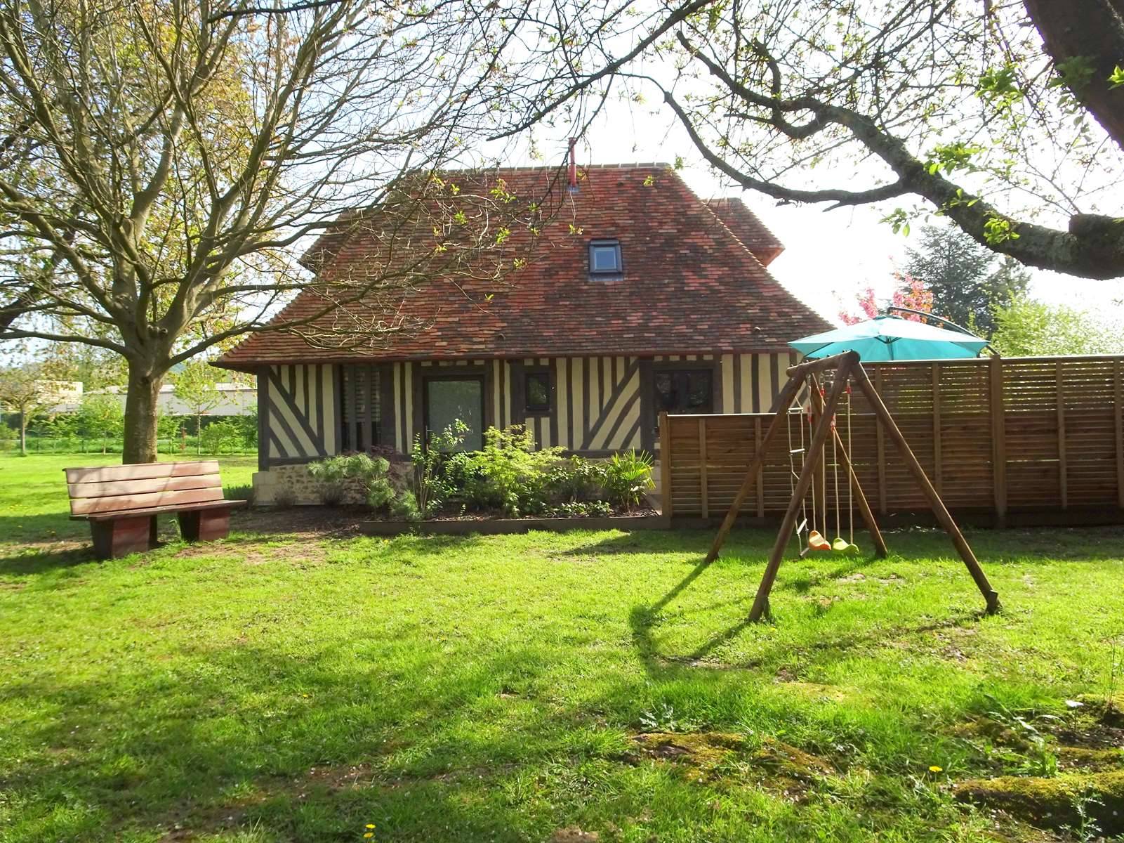 Loue gîte à Pont-l’Évêque, entre Honfleur et Deauville - 4 couchages