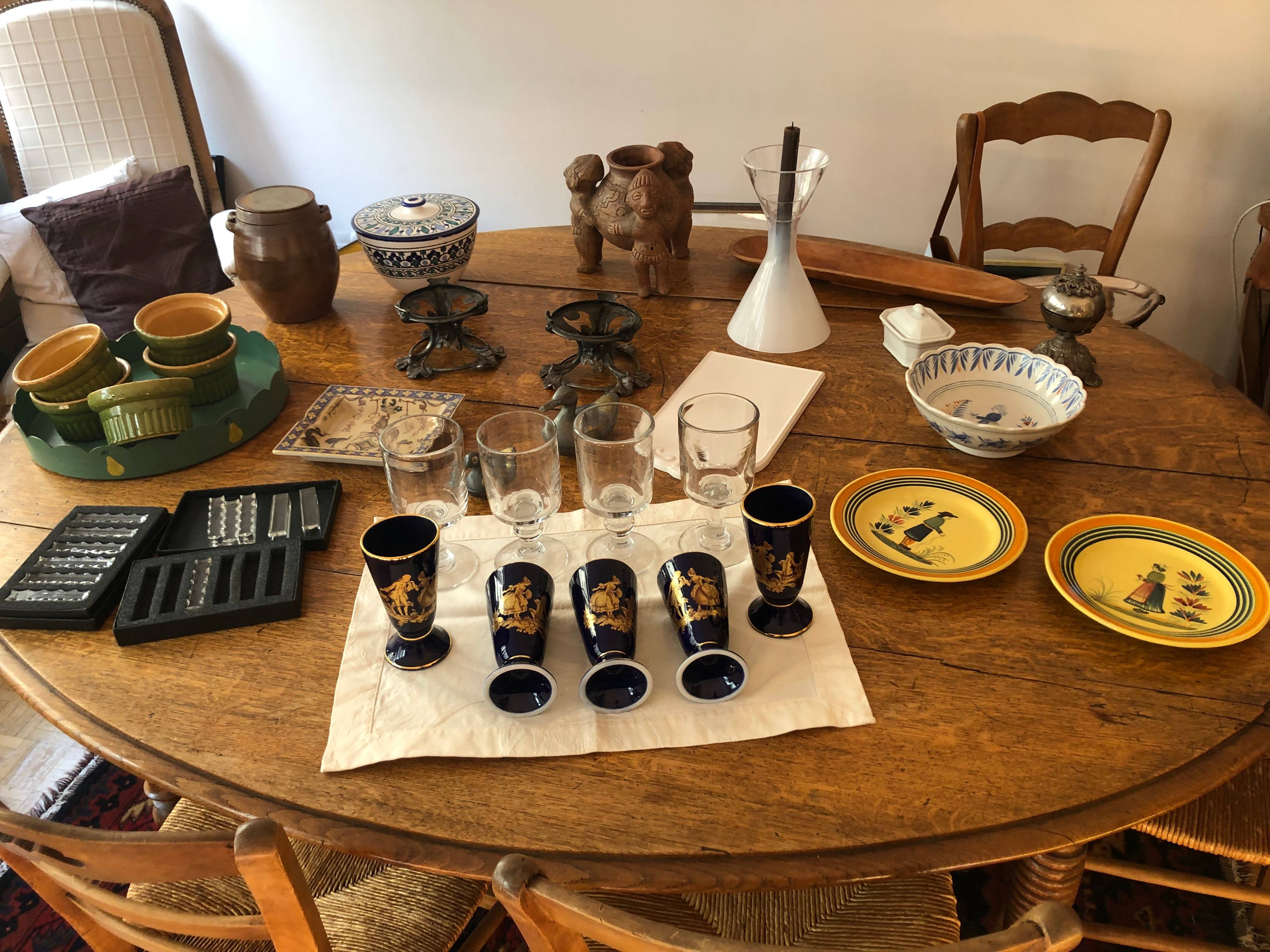 Petite brocante chez moi : divers objets anciens verres soufflés